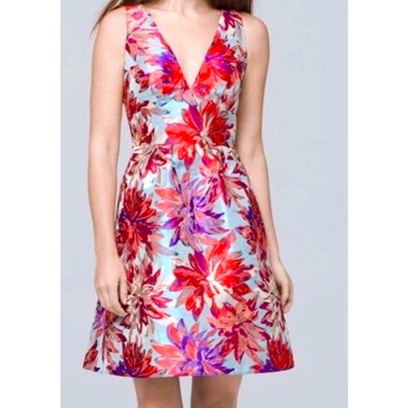 Nicole Miller Dresses & Skirts - NICOLE MILLER Metallic Jacquard Brocade Fit-And-Flare Floral Retro Dress Sz 10